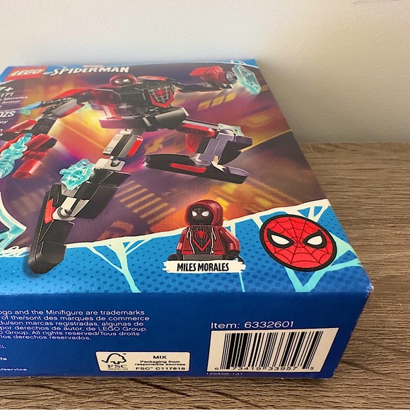 LEGO - Miles Morales Mech Armour Set - Picture 3 of 3